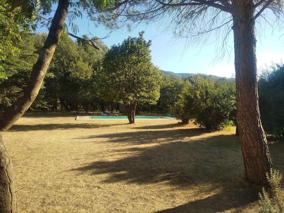 Lou Vergié maison provençale au pied du Luberon Vila Saint-Martin-de-Castillon Exterior foto